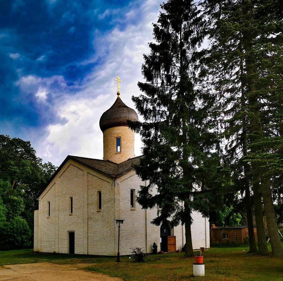 St. Georg Kloster Milmersdorf Dış mekan fotoğraf